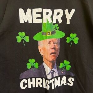 Gildan Joe Biden St. Patrick’s Merry Christmas Graphic Screen T-Shirt Black 2XL